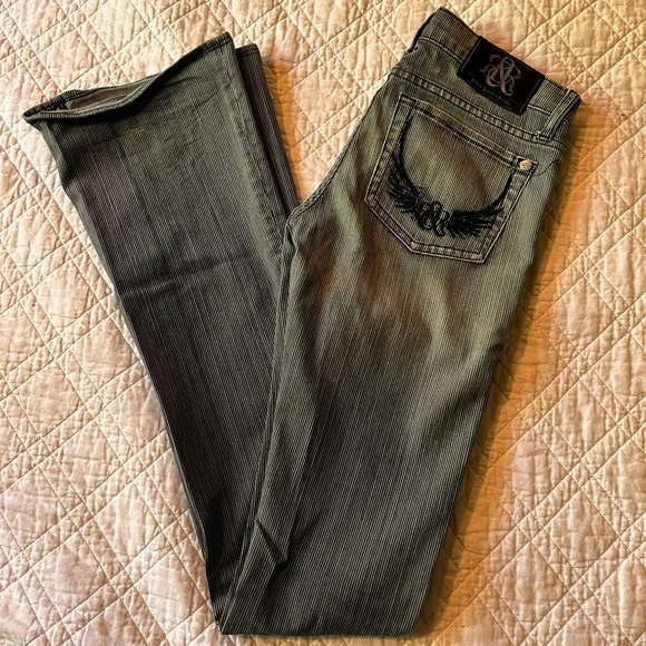 Rock & Republic sexy low rise jeans 🎸🎸🎸 - Picture 2 of 9